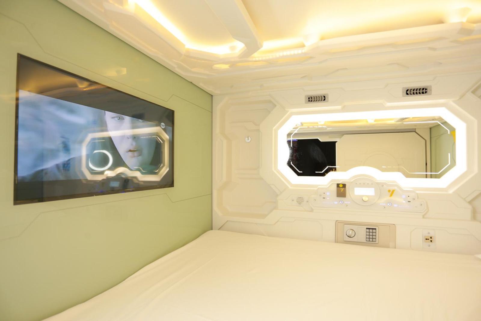 The Yellow Capsule Cancun Close To Airport Εξωτερικό φωτογραφία