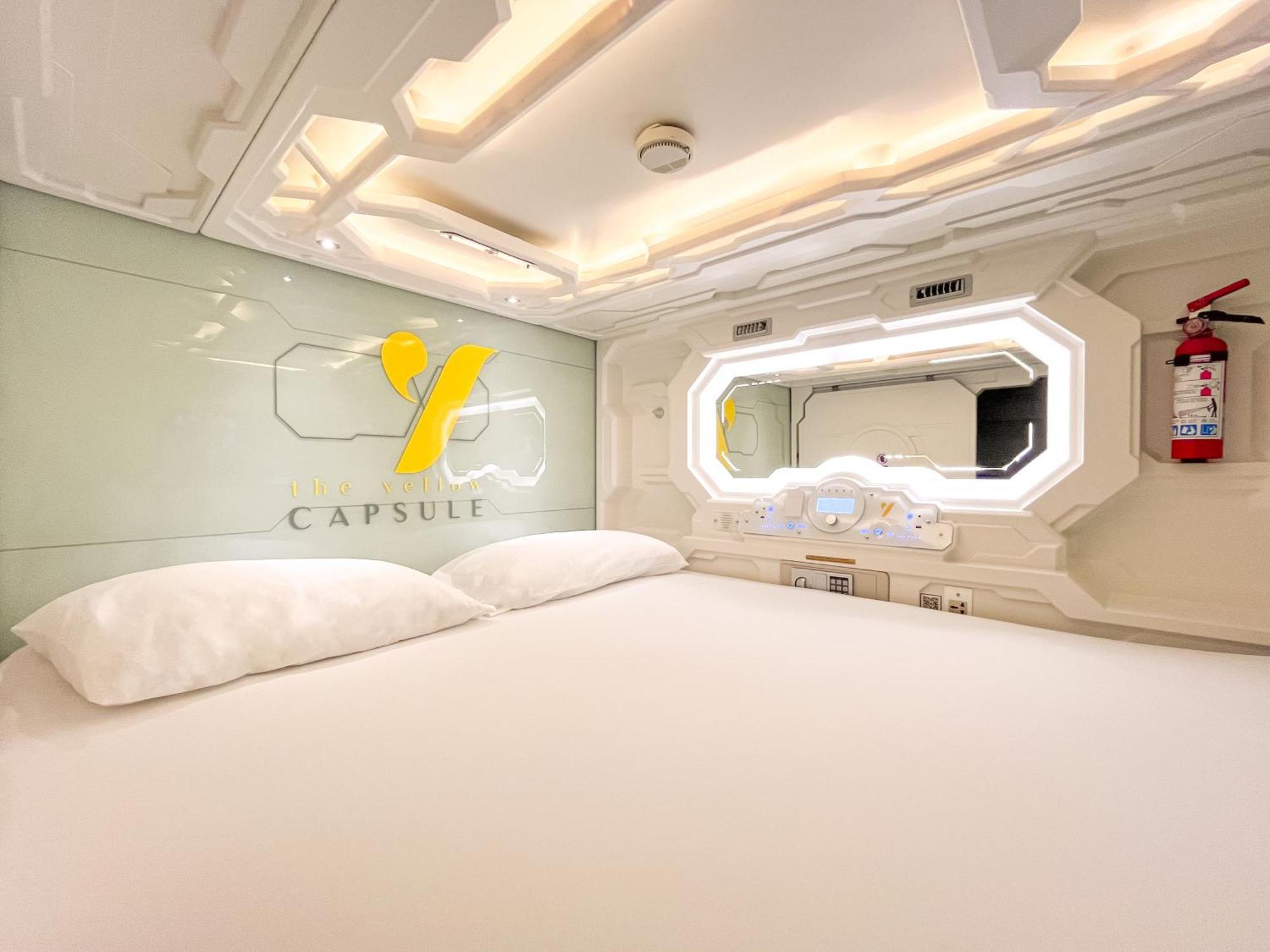 The Yellow Capsule Cancun Close To Airport Εξωτερικό φωτογραφία